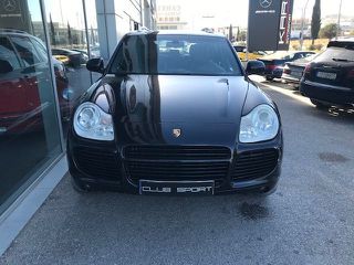 Porsche Cayenne 2004 Turbo-thumb-3