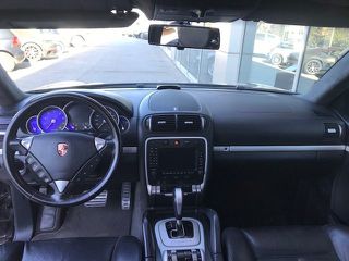 Porsche Cayenne 2004 Turbo-thumb-9