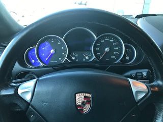Porsche Cayenne 2004 Turbo-thumb-10