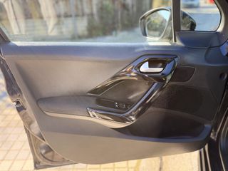 Peugeot 208 2017 1.2 Vti 12V Active Navi Sunroof-thumb-41