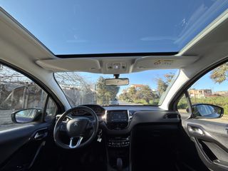 Peugeot 208 2017 1.2 Vti 12V Active Navi Sunroof-thumb-106