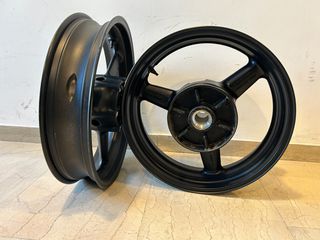 ΖΑΝΤΕΣ ΓΙΑ TDM 900-thumb-1