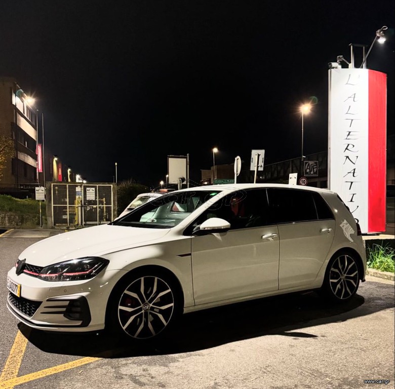 Volkswagen Golf '19 GTI PERFORMANCE DSG (7-GEAR)