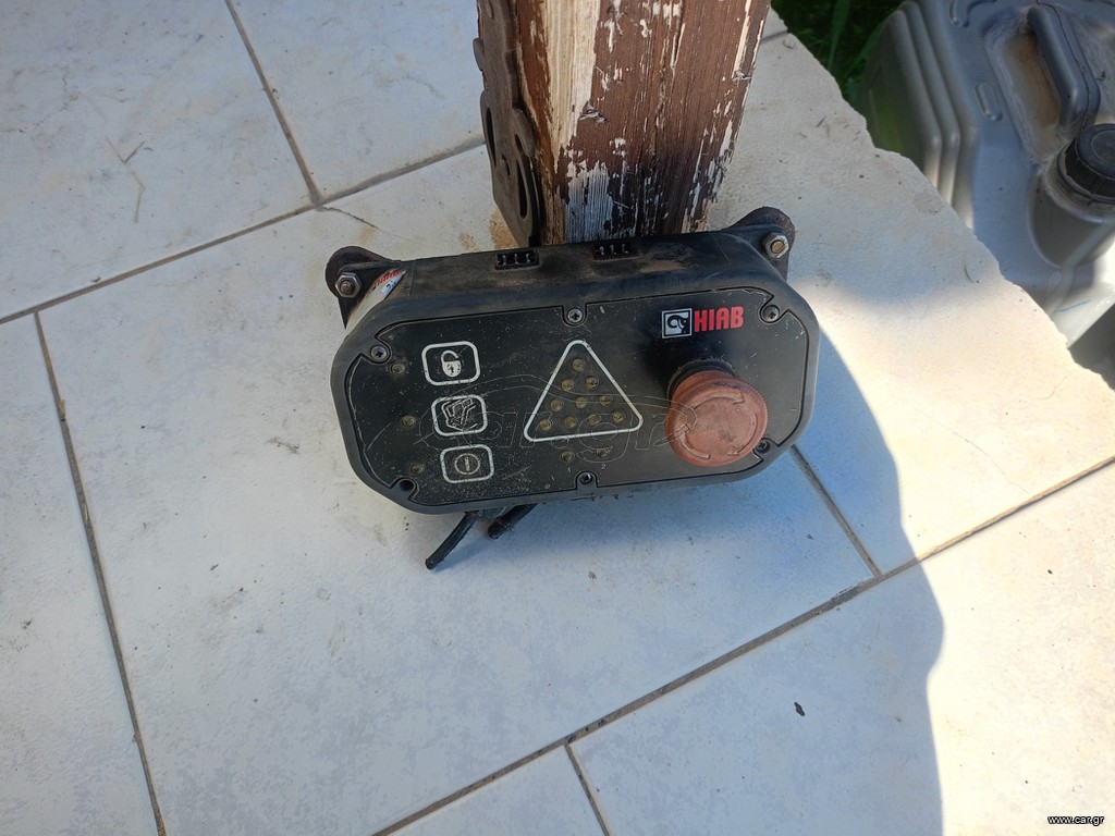 Γερανοί Hiab 2010