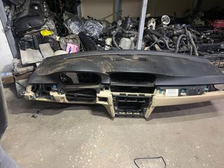 Ταμπλό μπεζ μαύρο με οθόνη για BMW e90-92