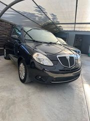 Lancia Ypsilon 2005