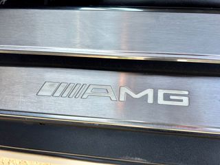 Mercedes-Benz SL 63 AMG 2009 IWC  EDITION 1/200-thumb-32