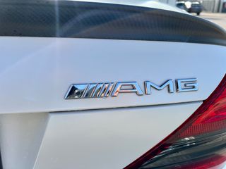 Mercedes-Benz SL 63 AMG 2009 IWC  EDITION 1/200-thumb-8