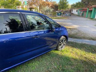 Citroen C4 Picasso 2017 1.2 PureTech Shine F1/NAVI/ΟΘΟΝΗ/ΚΟΤΣΑΔΟΡΟΣ/CAMERA/ΔΕΡΜΑ-thumb-5