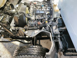 Κόφα Mitsubishi 2016 CANTER FUSO 7C18-thumb-64