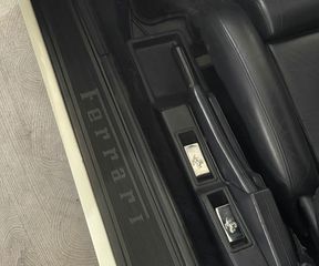 Ferrari Testarossa 1991 Bianco-thumb-44