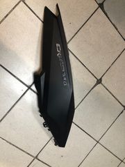 Sym Cruisym 300 - 250 ΚΑΠΑΚΙ ΣΕΛΛΑΣ ΔΕΞΙΟ ME AYTOK.