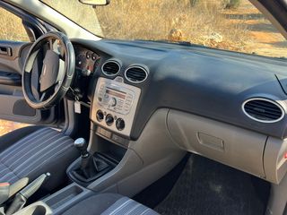 Ford Focus 2009-thumb-4