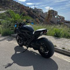 Ducati Diavel 2014-thumb-2