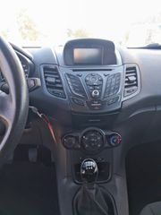 Ford Fiesta 2016-thumb-10