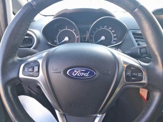 Ford Fiesta 2016-thumb-11