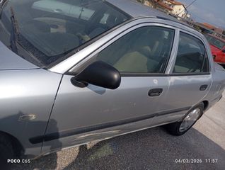 Mitsubishi Carisma 2004-thumb-7