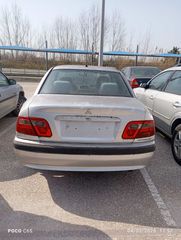 Mitsubishi Carisma 2004-thumb-8