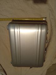 2- zero halliburton briefcases-thumb-6