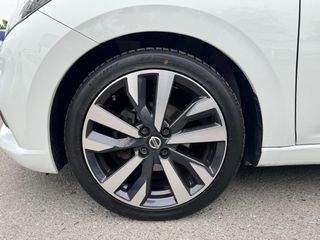 Nissan Micra 2018 0.9 IG-T N-CONNECTA-thumb-8