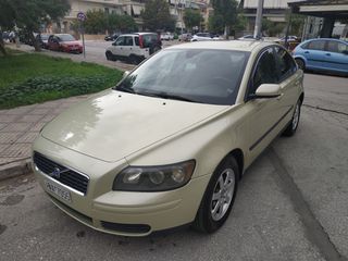 Volvo S40 2004
