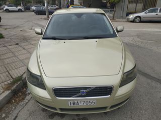 Volvo S40 2004-thumb-1