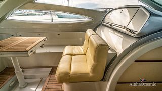 Pershing 2005 50-thumb-9