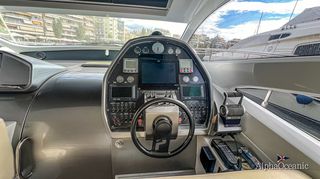 Pershing 2005 50-thumb-14