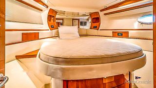 Pershing 2005 50-thumb-20