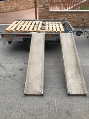 Τρέιλερ Αυτοκινήτου 2016 i