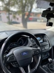 Ford Focus 2018-thumb-10