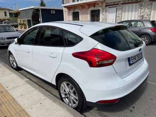 Ford Focus 2018-thumb-8