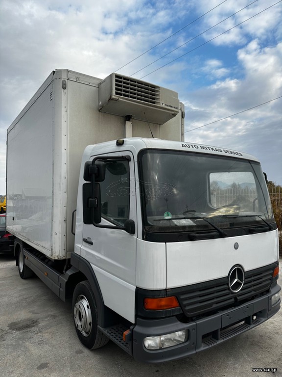Ψυγείο Mercedes-Benz 2001 Atego τσιγκέλια αρκετά Φορτηγα