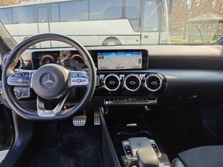 Mercedes-Benz A 180 2019 A 180d 7G-DCT AMG-Line