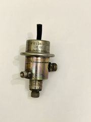 Ρυθμιστης Πιεσης Καυσιμου Bosch Mercedes W201 190E W124 200E 260E W126 280S R129 280SL 300SL Κωδ.0438161006