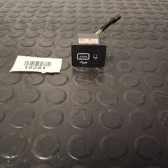 NISSAN JUKE ( 19 - 25 )   ΘΥΡΑ USB     284H35FA0C     #19281