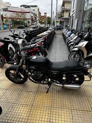 Moto Guzzi V 7 2014-thumb-4