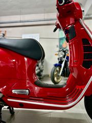 Piaggio GTS 300 2019 GTS 300-thumb-2