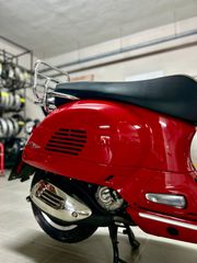 Piaggio GTS 300 2019 GTS 300-thumb-3