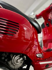 Piaggio GTS 300 2019 GTS 300-thumb-16