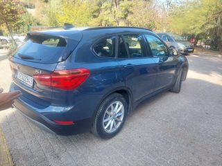 Bmw X1 2018-thumb-25