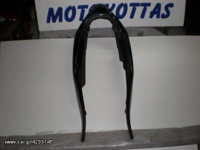 Honda VFR 800 - ουρά