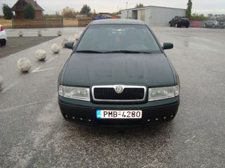 Skoda Octavia 2003 AMBITION 1.6 102HP  ΙΔΙΩΤΗ!!