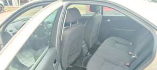 Ford Mondeo 2005-thumb-8