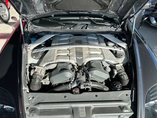 Aston Martin DB9 2005-thumb-38