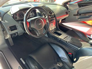 Aston Martin DB9 2005-thumb-24