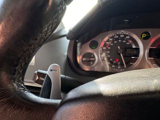 Aston Martin DB9 2005-thumb-29