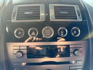 Aston Martin DB9 2005-thumb-32