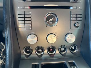 Aston Martin DB9 2005-thumb-34