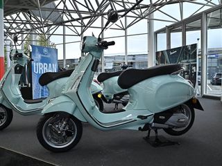 Vespa Primavera 125 2026 E5+ 30 ΑΤΟΚΕΣ ΔΟΣΕΙΣ-thumb-1